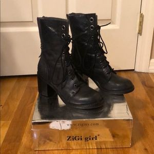 Black vastly combat boots
